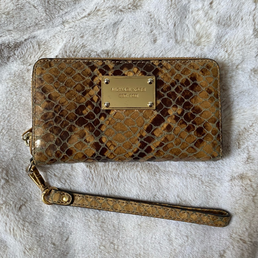 Michael Kors wallet